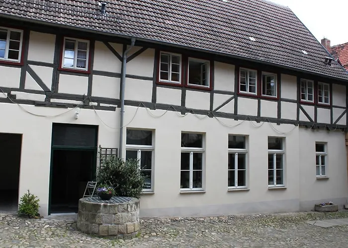 Im Alten Handelshof * 奎德林堡